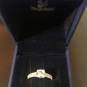SWAROVSKI SPARKLING DANCE ROUND RING (Size 52)
